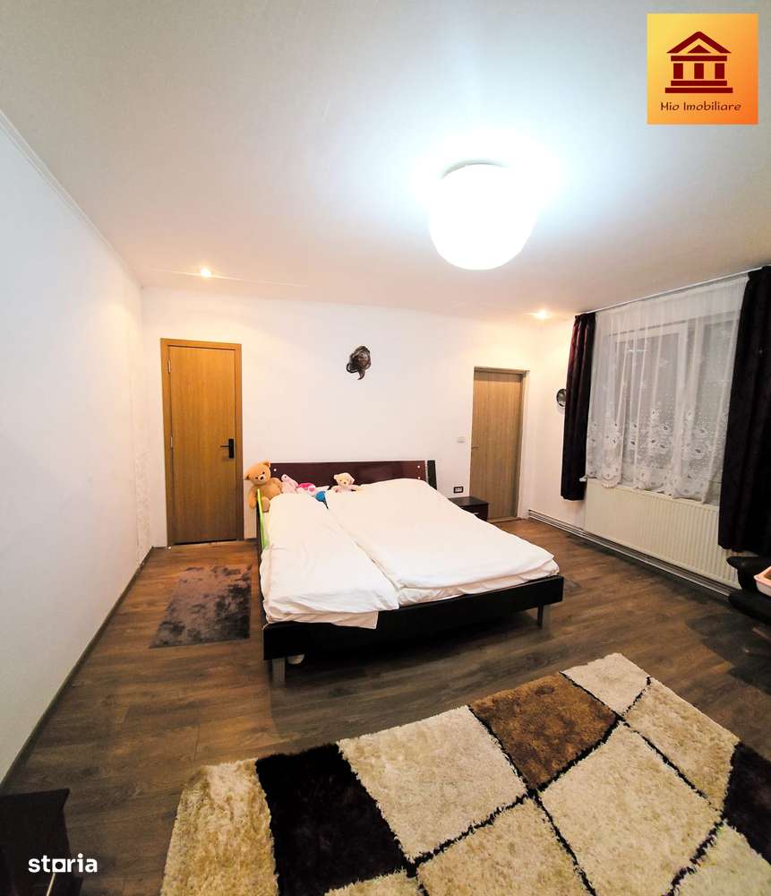 Casa Str Marasesti ( Singur in curte )-7