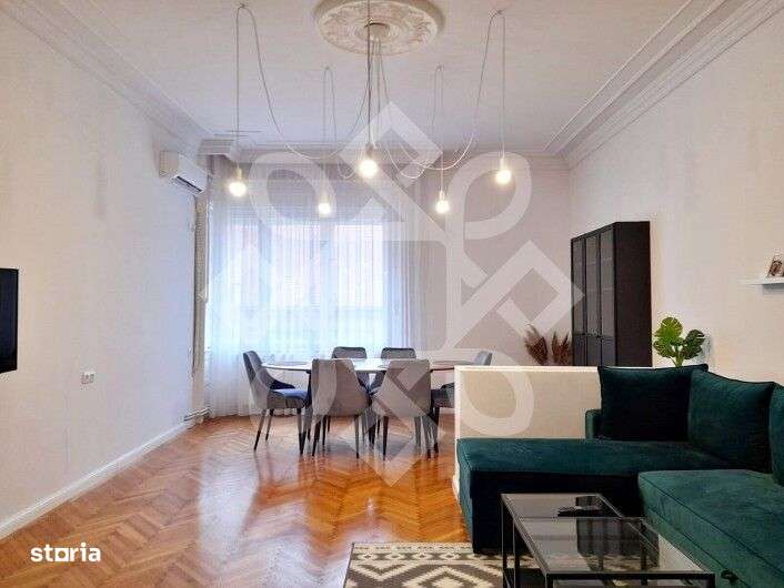 Apartament ultracentral de vanzare, zona Teatrului Oradea - Imagine principală: 1/14