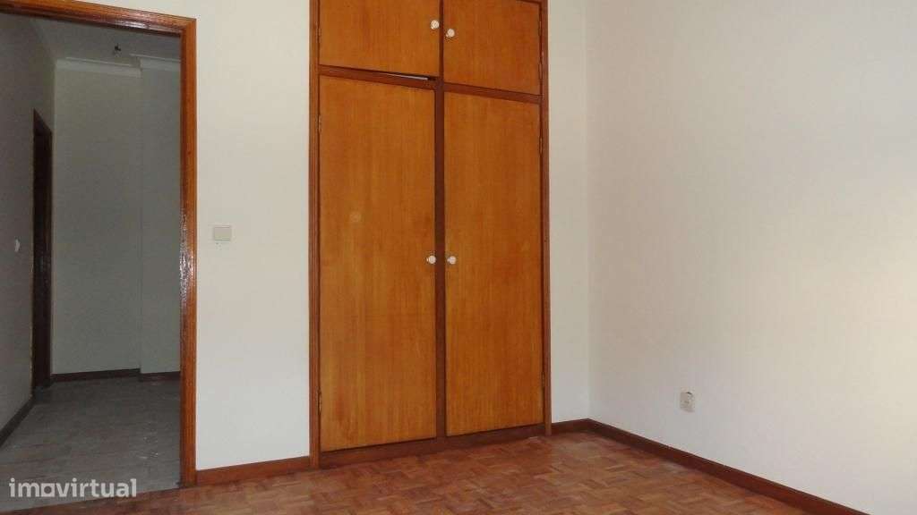 Apartamento T3 viana - Grande imagem: 4/7