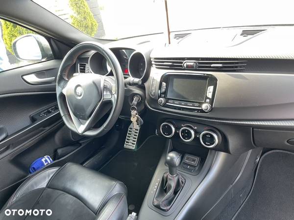 Alfa Romeo Giulietta 1750 TBi Veloce S TCT - 16