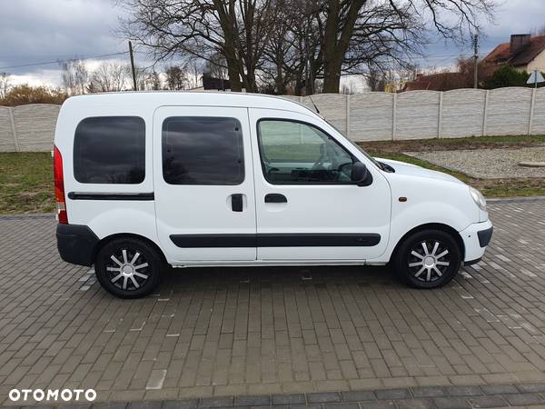 Renault Kangoo 1.6 16V Alize - 10