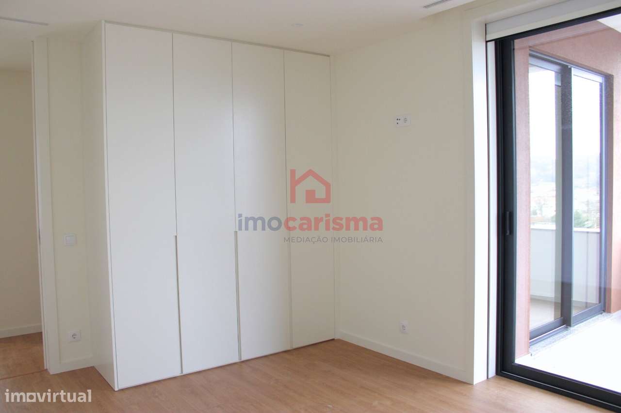 Apartamento T3 Novo, No Último Piso, Centro de Paços de Ferreira-18
