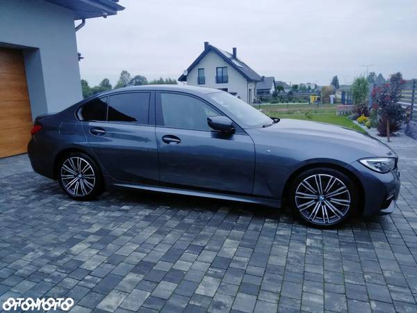 BMW Seria 3 320d xDrive MHEV M Sport sport - 8