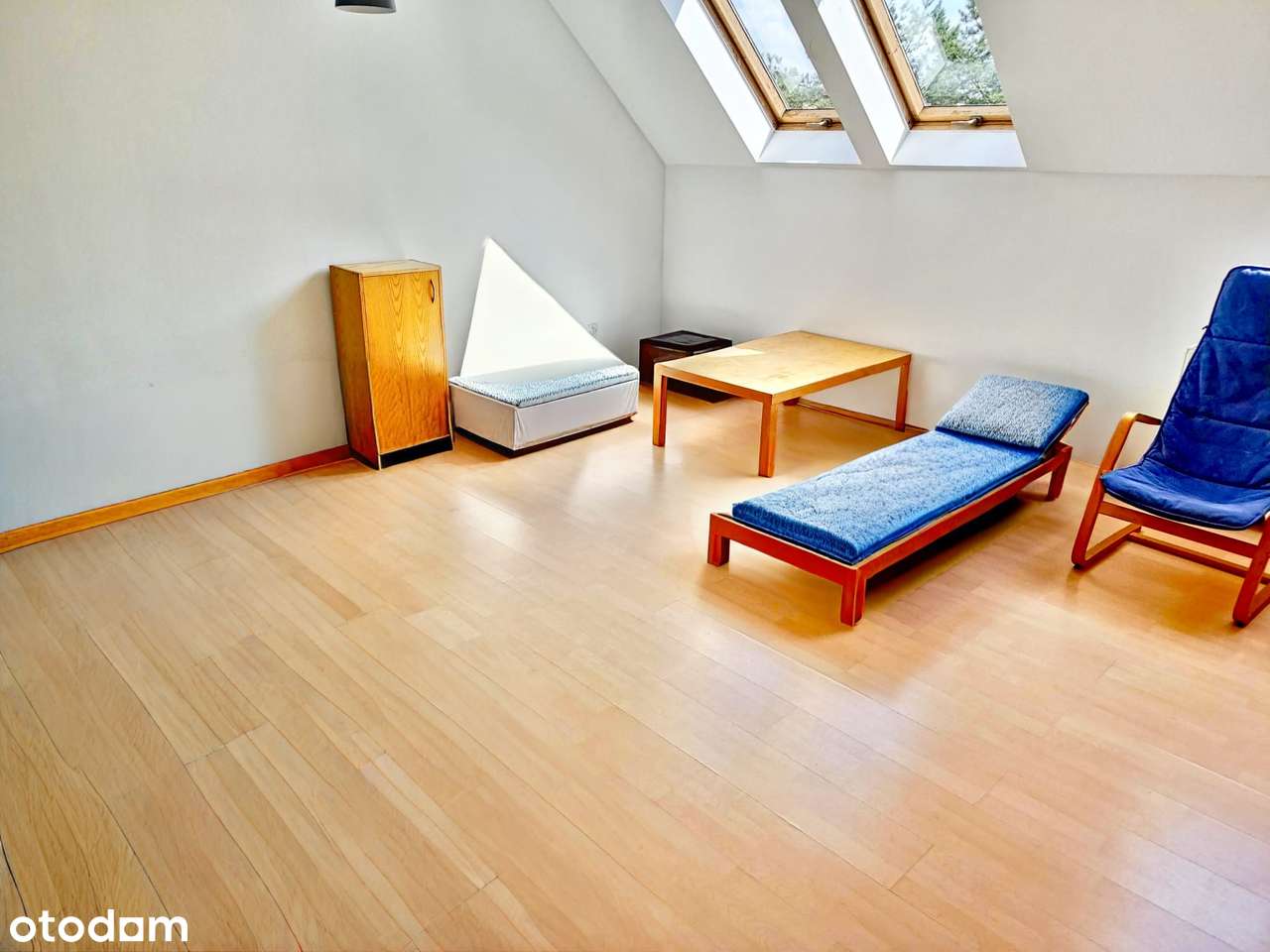 Dom 6 pokoi, 2 duże łazienki, plus dodatkowe wc-3