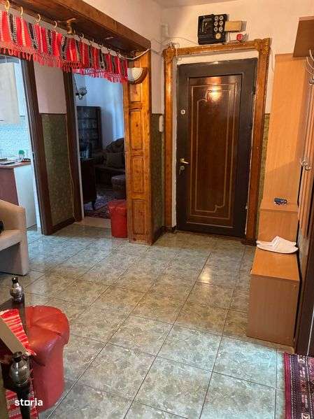 Apartament central 4 camere Pucioasa, vis-a-vis Profi - Imagine principală: 4/8