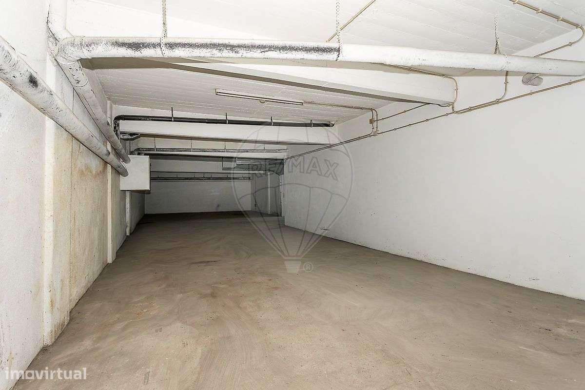 Garagem  para arrendamento - Grande imagem: 2/10