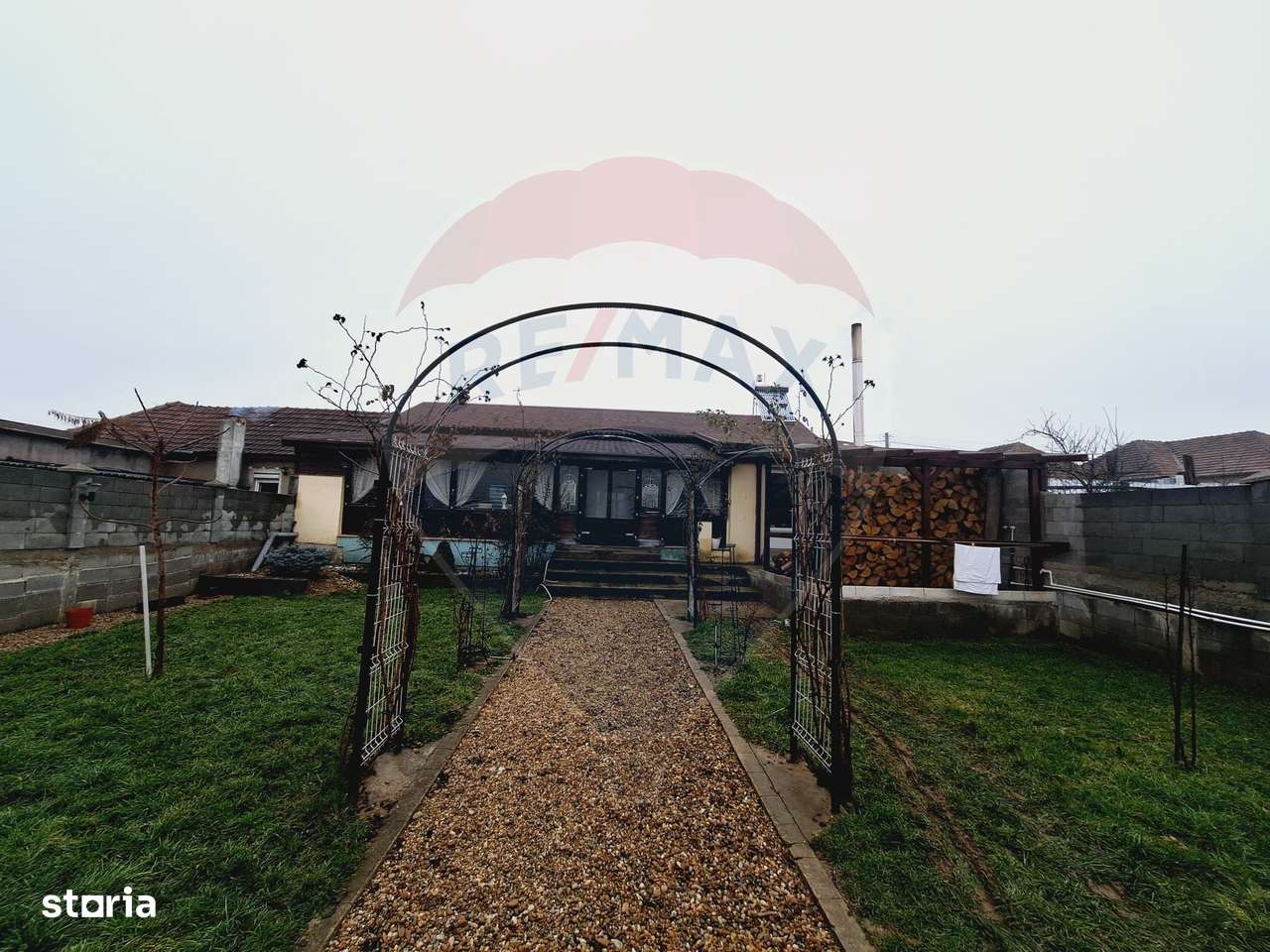 Casă cu 3 camere de vânzare in Hidiselu de Sus-9