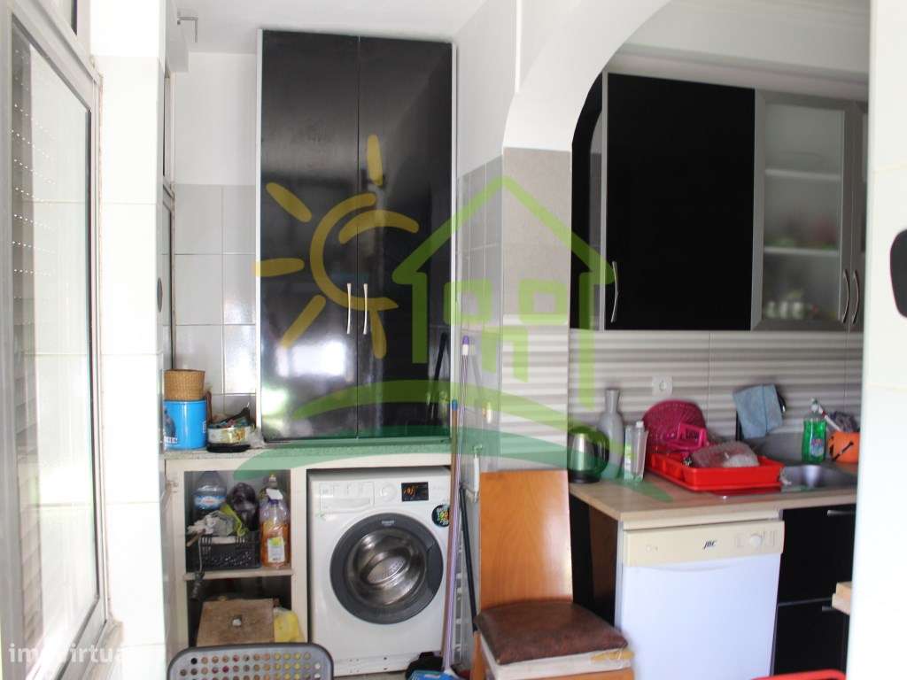 Apartamento T3+2 em Olival Basto - Oportunidade Única com Sótão-18
