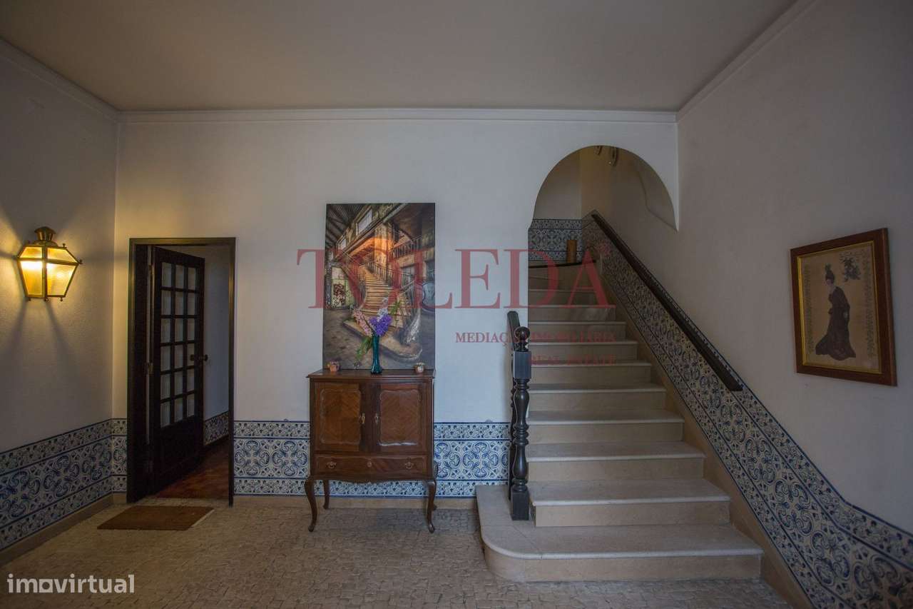 Moradia T7 em Almeirim-37