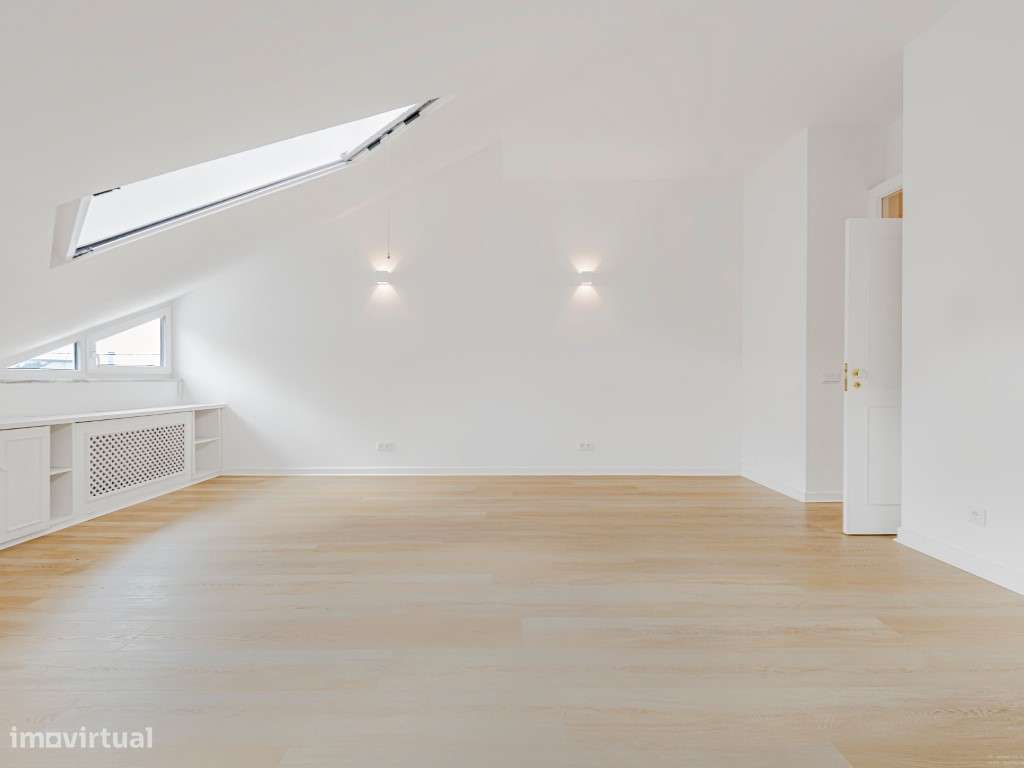 Moradia Independente T4, jardim e piscina, Estoril-22