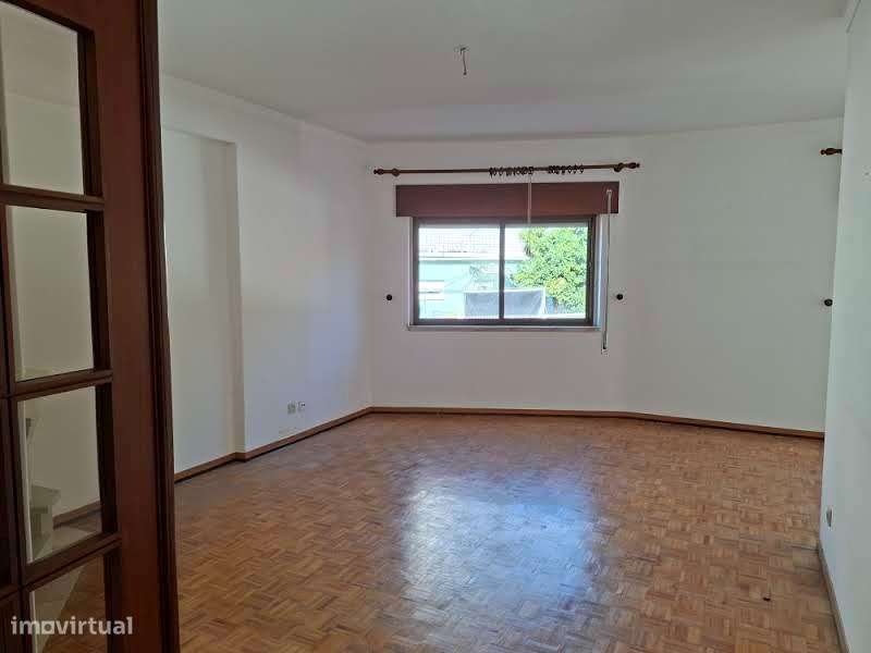 Apartamento T5 DUPLEX Venda-14
