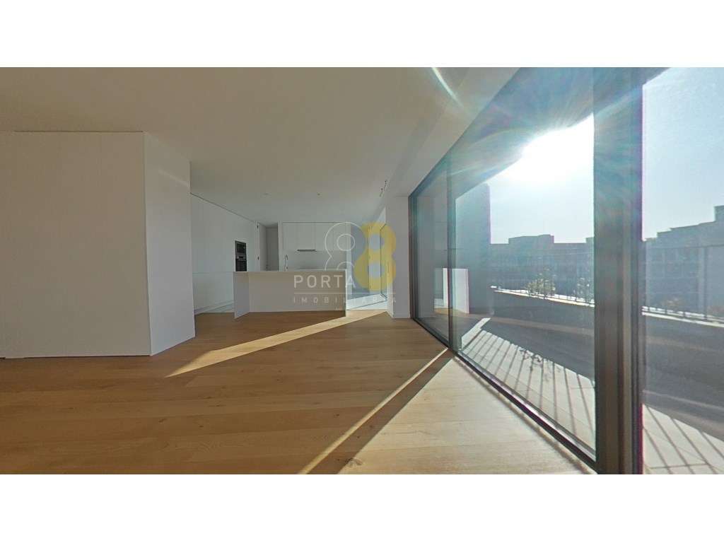 T4 com terraço ultimo piso, vistas do parque e mar - Grande imagem: 2/23