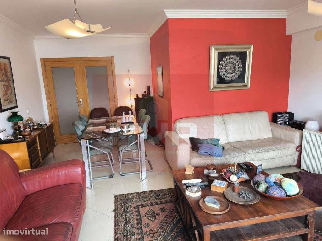 Apartamento T4 em Portimão-17