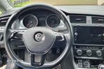 Volkswagen Golf - 8