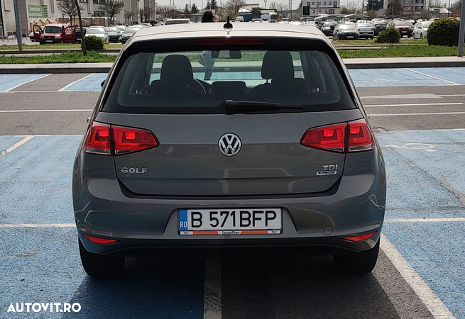 Volkswagen Golf 1.6 TDI DPF Trendline - 4