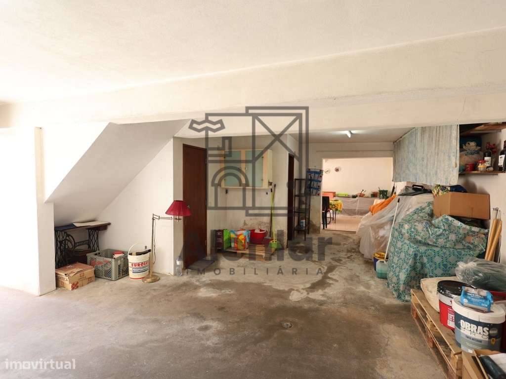Moradia no Centro de Alenquer - Oportunidade-39