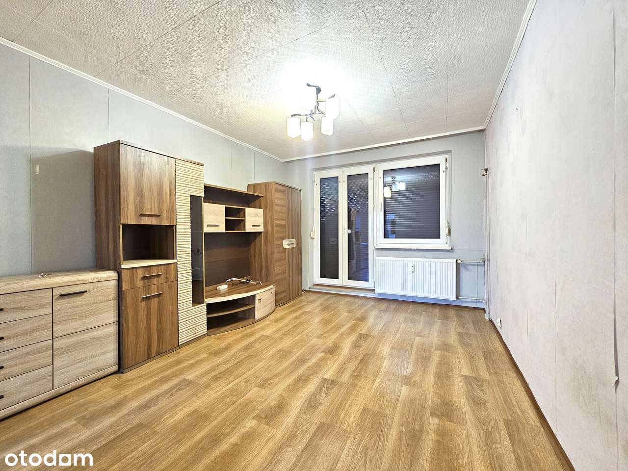 Halemba 1-polecamy wygodne M3 z balkonem!-0