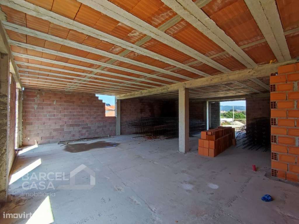 Apartamento T3 com logradouro e garagem dupla em Vila Boa - Barcelos - Grande imagem: 5/11