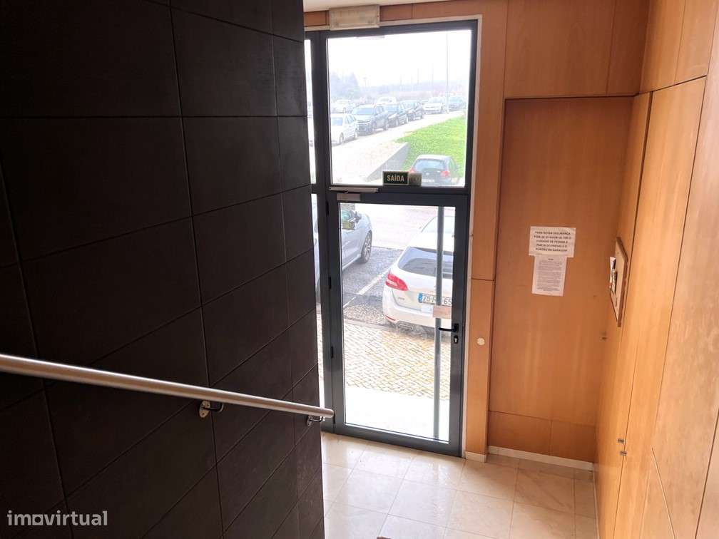 Excelente T2 Quinta do Conventinho / Stº Ant Cavaleiros-23