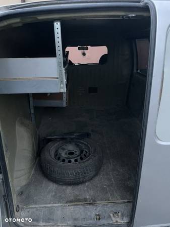 Na części Fiat Doblo Maxi lift silnik 1.9 jtd 223B2000 skrzynia 5B kod lakieru 647 - 5