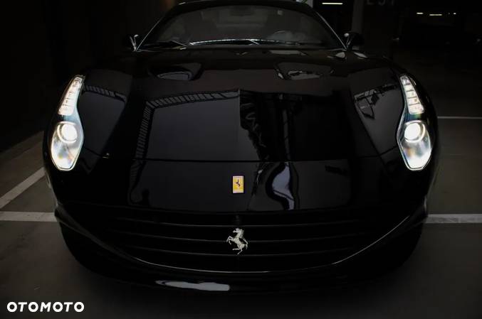 Ferrari California F1 DCT - 18