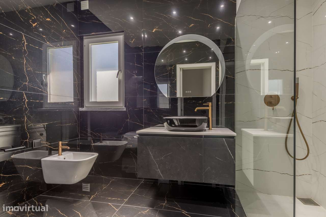 Vila Alegre / Fernão Ferro - Luxuosa moradia térrea T3 lote de 2775 m²-13