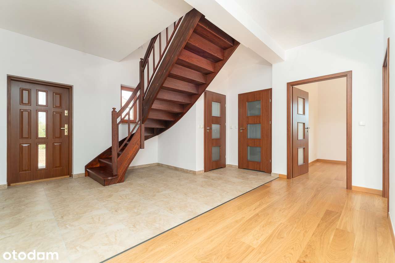 Dom z dużym potencjałem przy Puszczy! Świetna komunikacja! - Pełny obrazek: 5/18