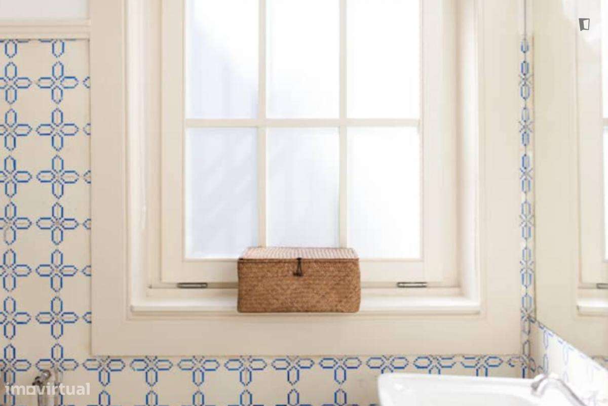 Quarto - localizado em Massarelos Porto - Grande imagem: 3/44