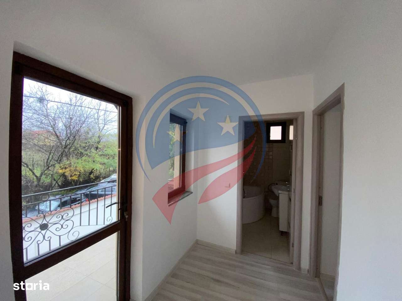 CASA FINALIZATA SI MOBILATA ZONA LAPUS - Imagine principală: 5/11