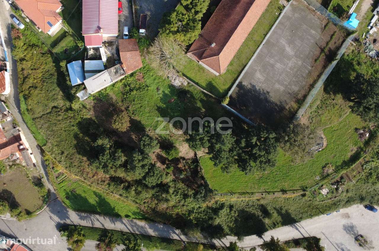 Terreno p/ Construção no Largo da Igreja de Escariz, Arouca - Grande imagem: 4/13