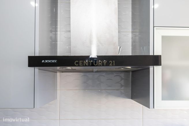 Apartamento T2 no Feijó totalmente remodelado-4