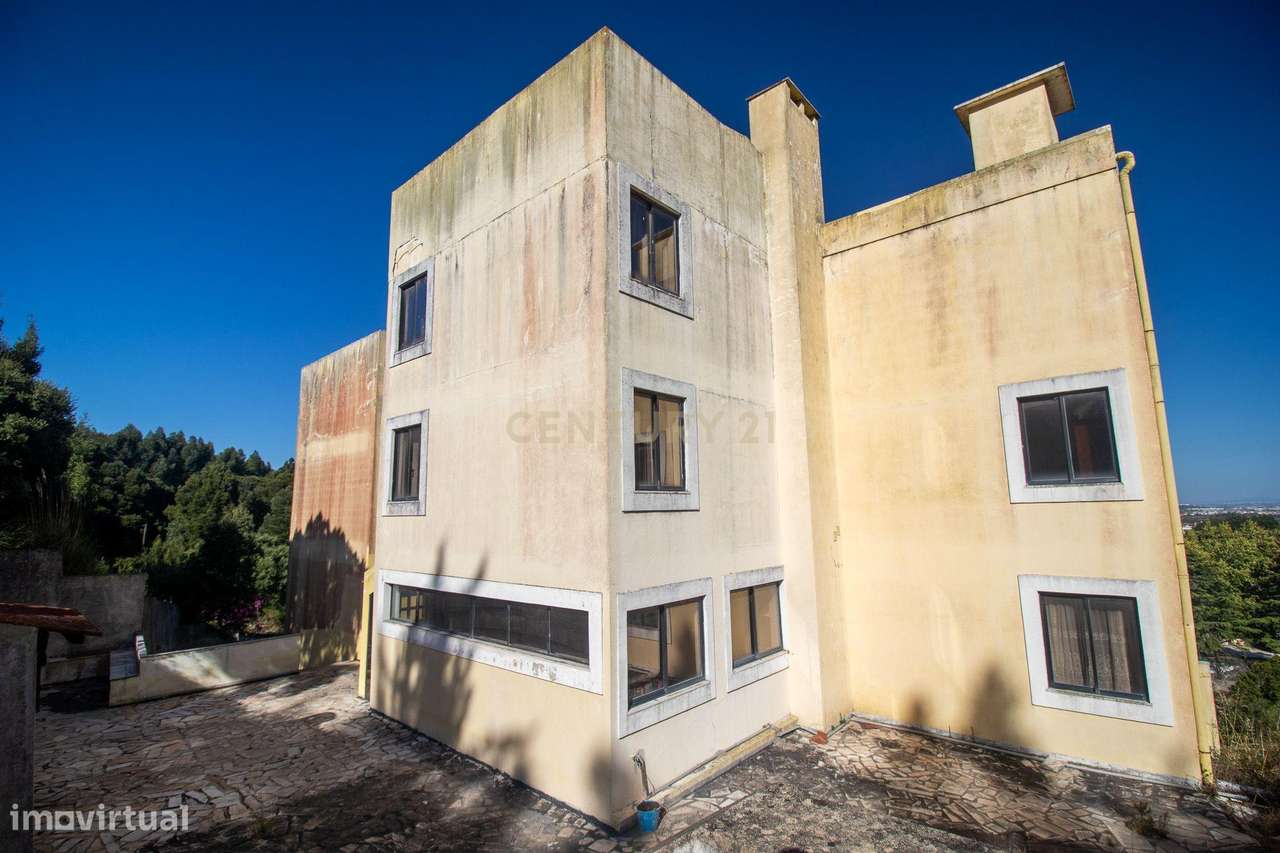 Magnífica Moradia de 13 assoalhadas à Venda no Linhó / Sintra-56