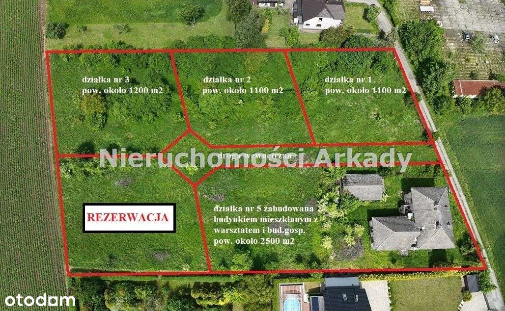 Działki budowlane w atrakcyjnej lokalizacji-1