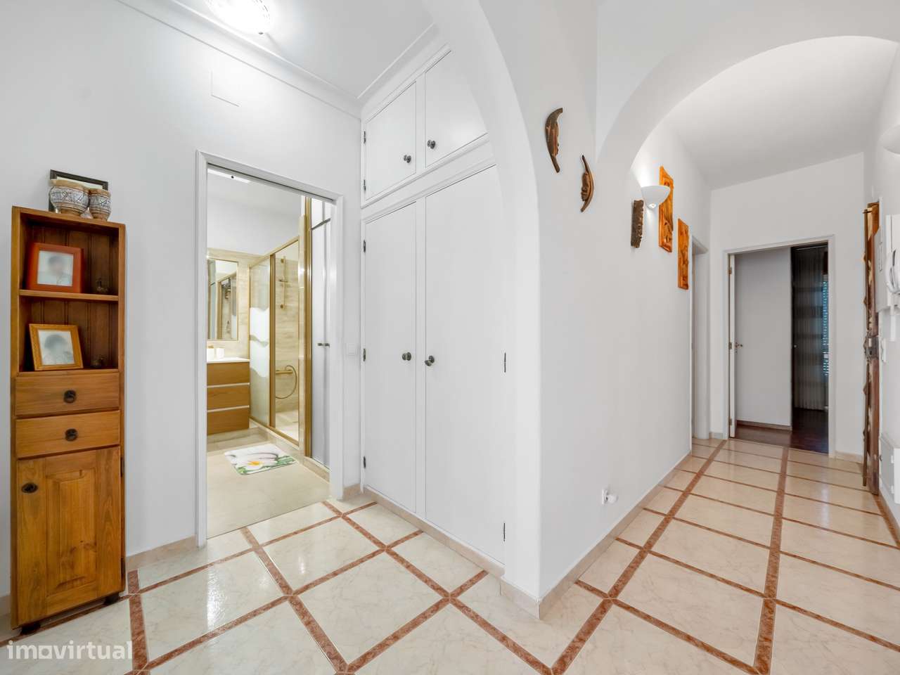 Andar de Moradia com Garagem Fechada e Terraço privativo-6