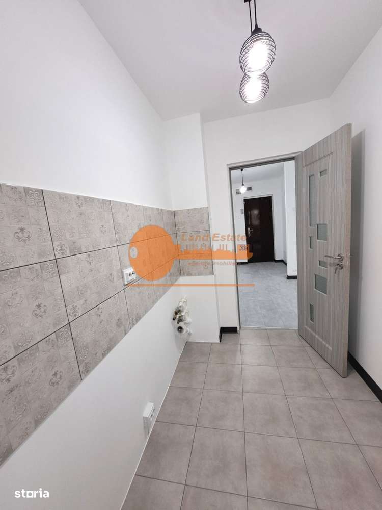 Garsoniera Lujerului-Veteranilor ( 1981-bloc mixt-3min metrou) - Imagine principală: 4/10