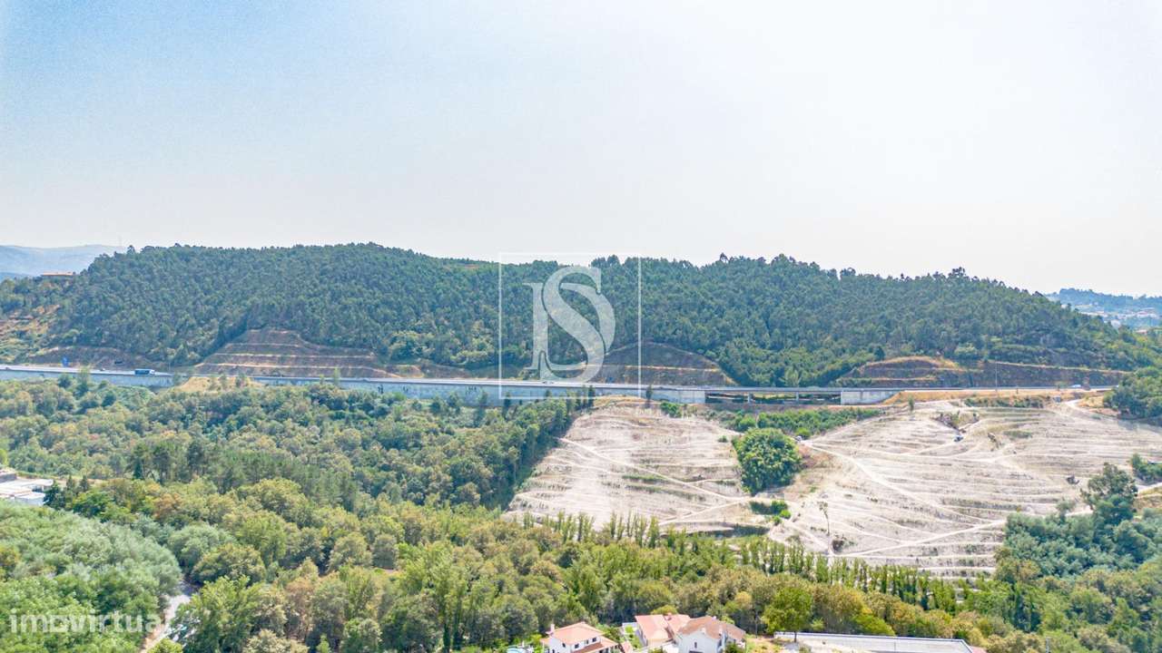 Moradia em Banda T3-10