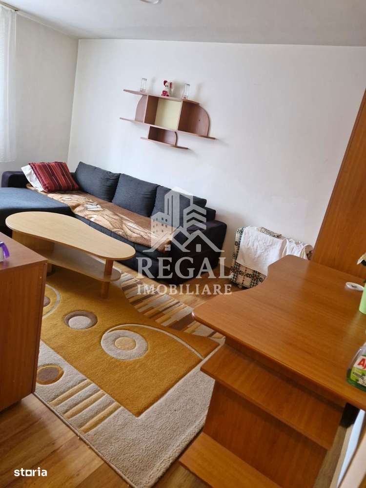 Garsonieră de vânzare – Zona Micro 6 | Parter înalt | Mobilată-1