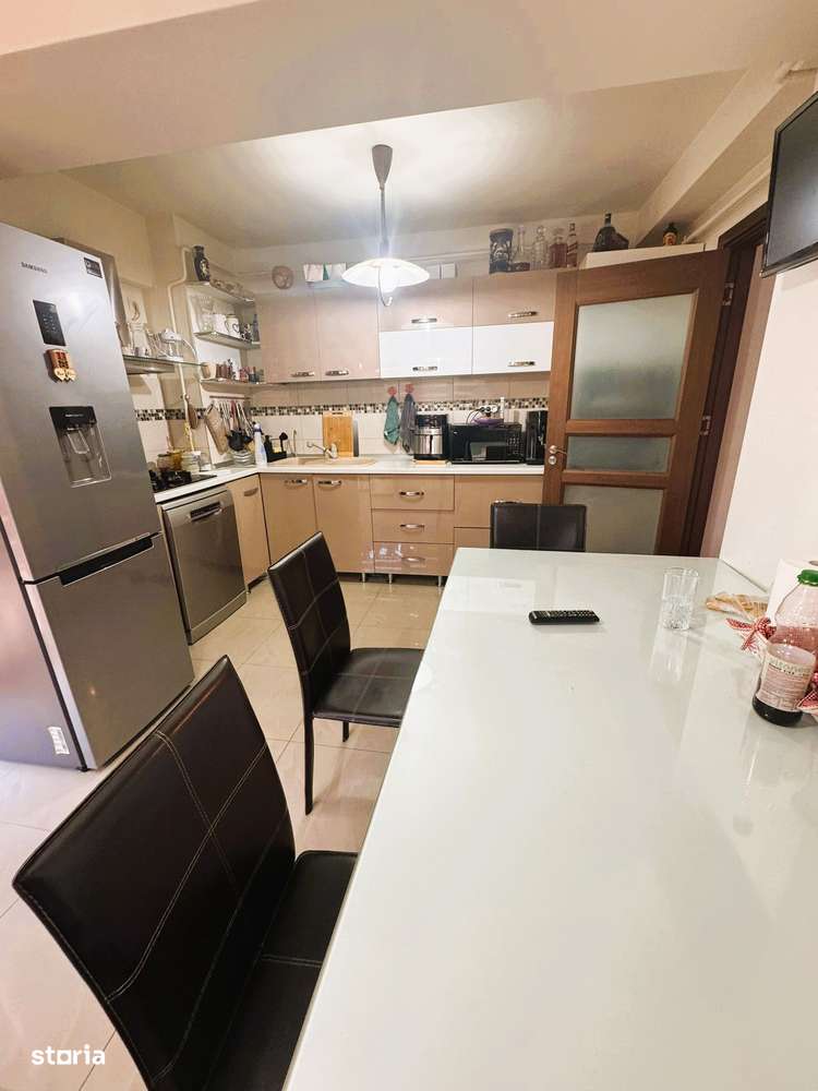 Apartament 3 camere str BABADAG / etajul 2-8