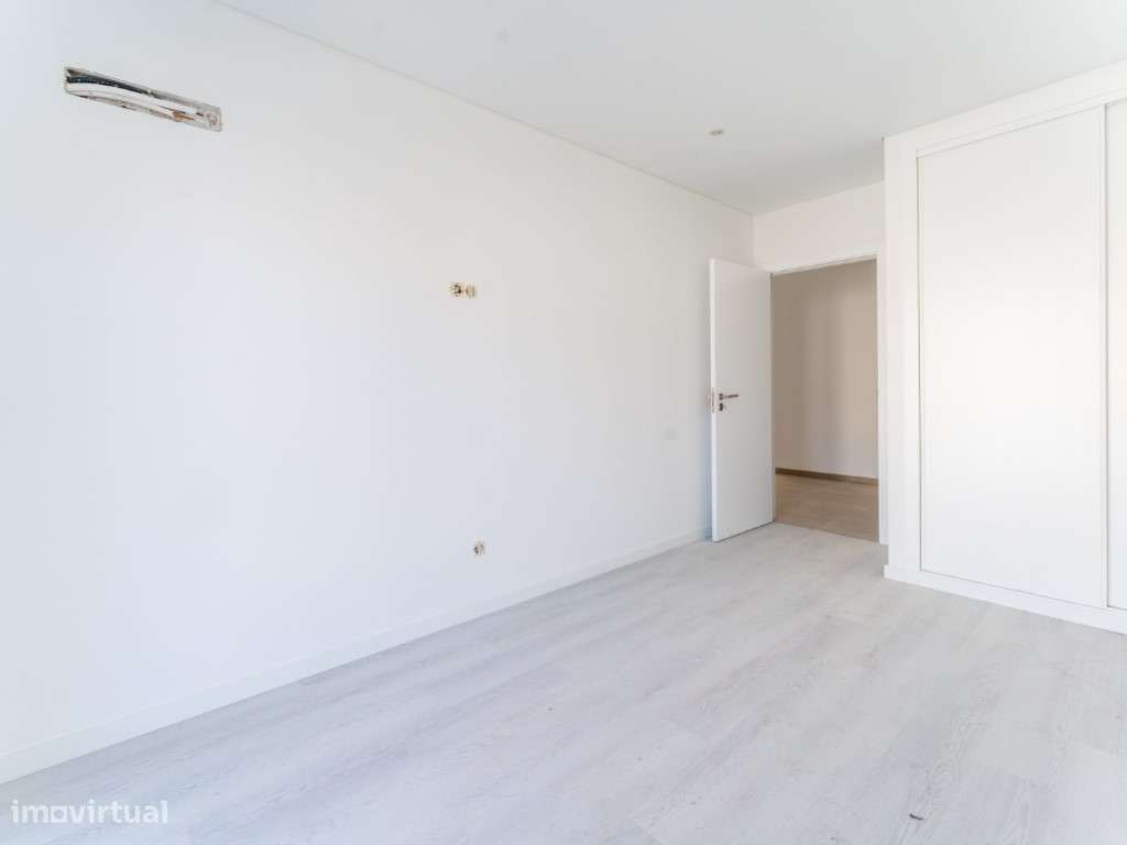 Apartamento T3 junto ao mercado- 200 mts da praia-13