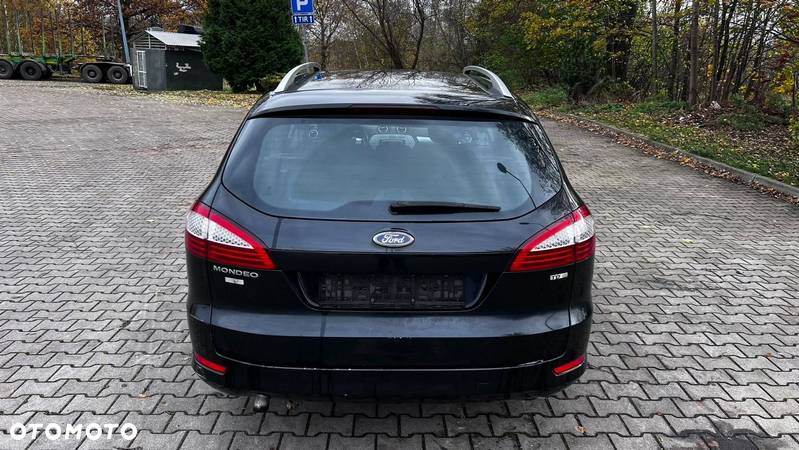 Ford Mondeo 2.0 TDCi Ghia - 6