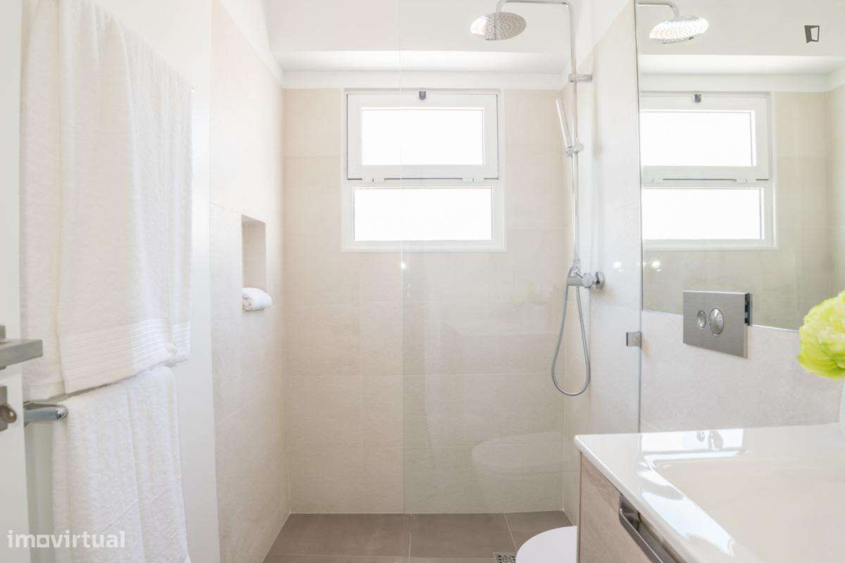 Apartamento com 2 quartos - localizado em Faro - Grande imagem: 5/9