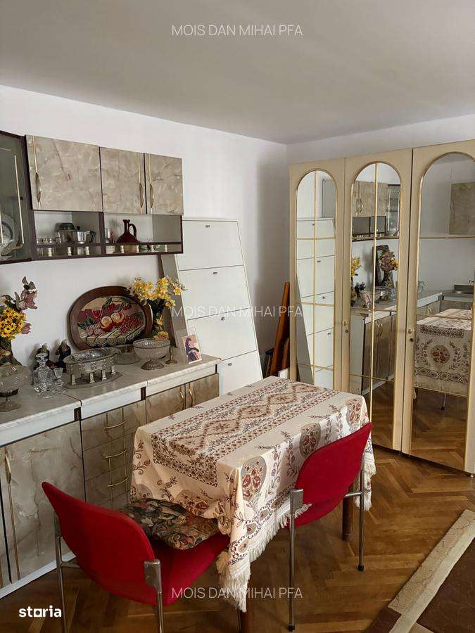 Vand casa zona Moara de Scoarta - Imagine principală: 2/7