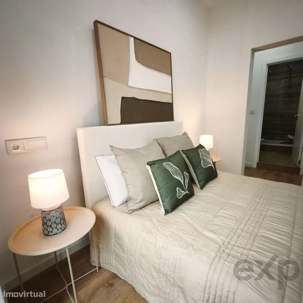 T3 Totalmente Remodelado com Suíte e Closet na Penha de França-16