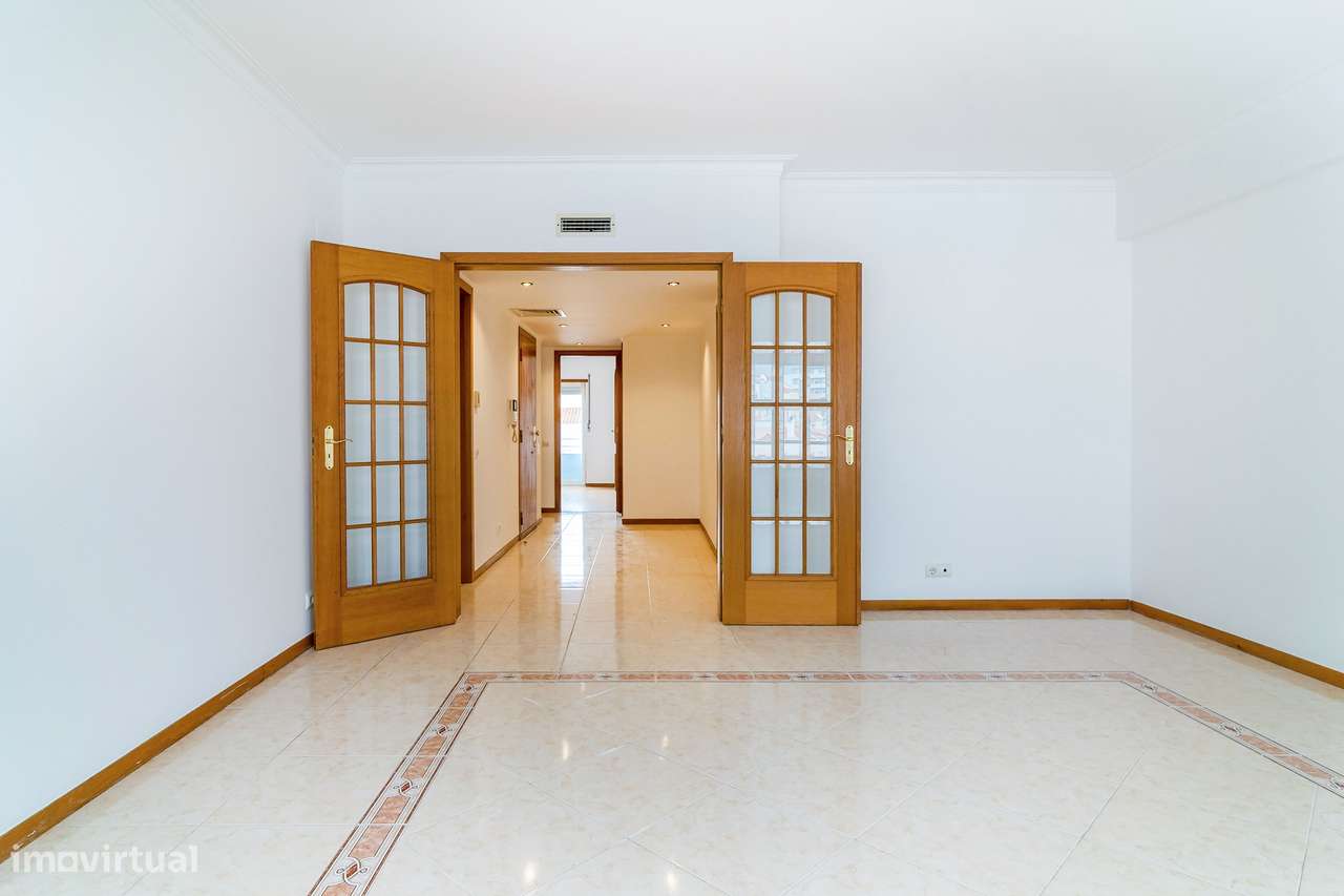 Apartamento T3 Venda em Corroios,Seixal - Grande imagem: 4/25