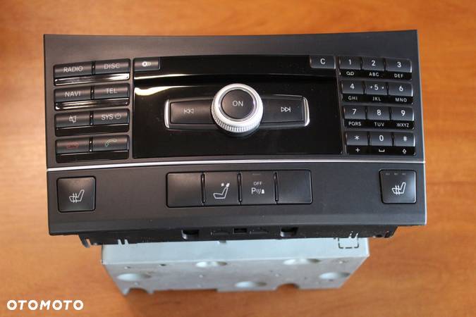 RADIO CD NAWIGACJA MERCEDES W212 A2129008408 A2129018802 A2129028403 - 1