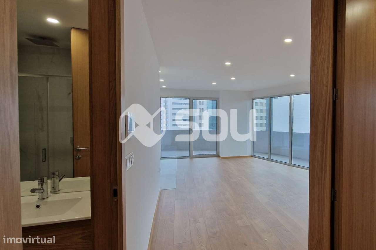 Apartamento T1 - Ramalde - Grande imagem: 2/10