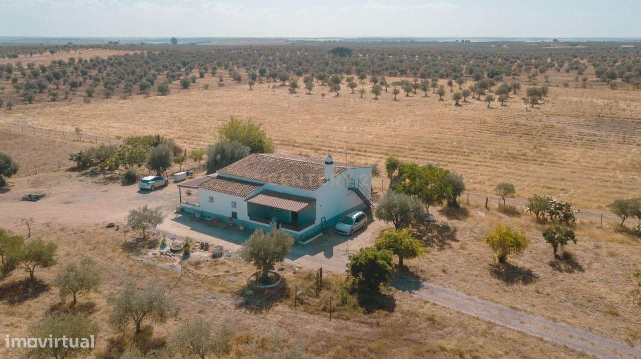 Monte Zorreiras em Mourão - Oportunidade Única no Coração do Alentejo-26