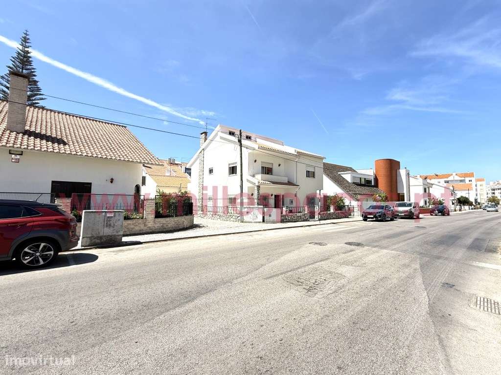 Moradia V6 com Garagem Centro da Cidade-56