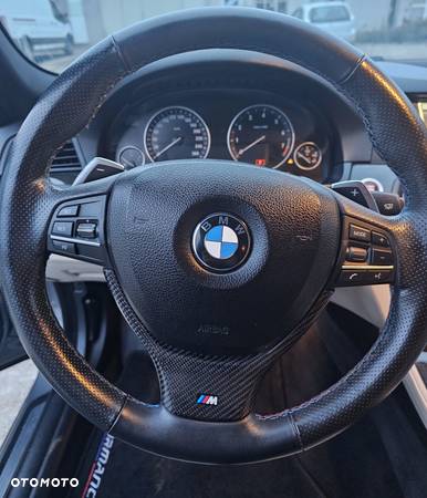 BMW Seria 5 535i xDrive - 6