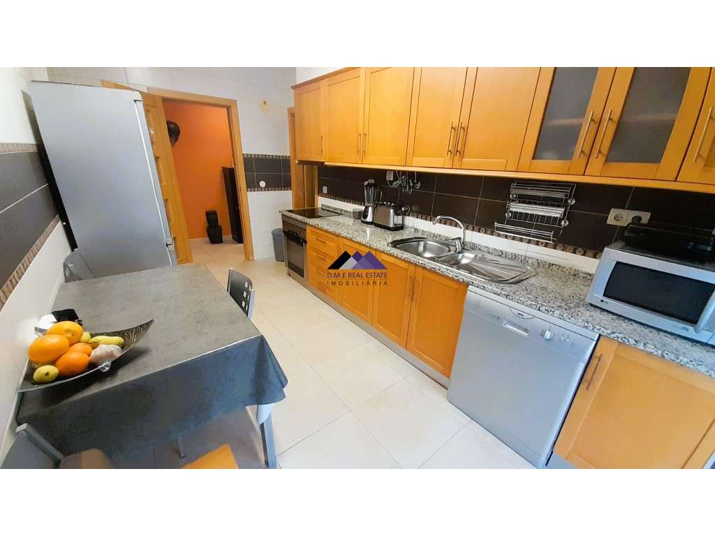 Apartamento T3 na Urbanização Rias Parque-15